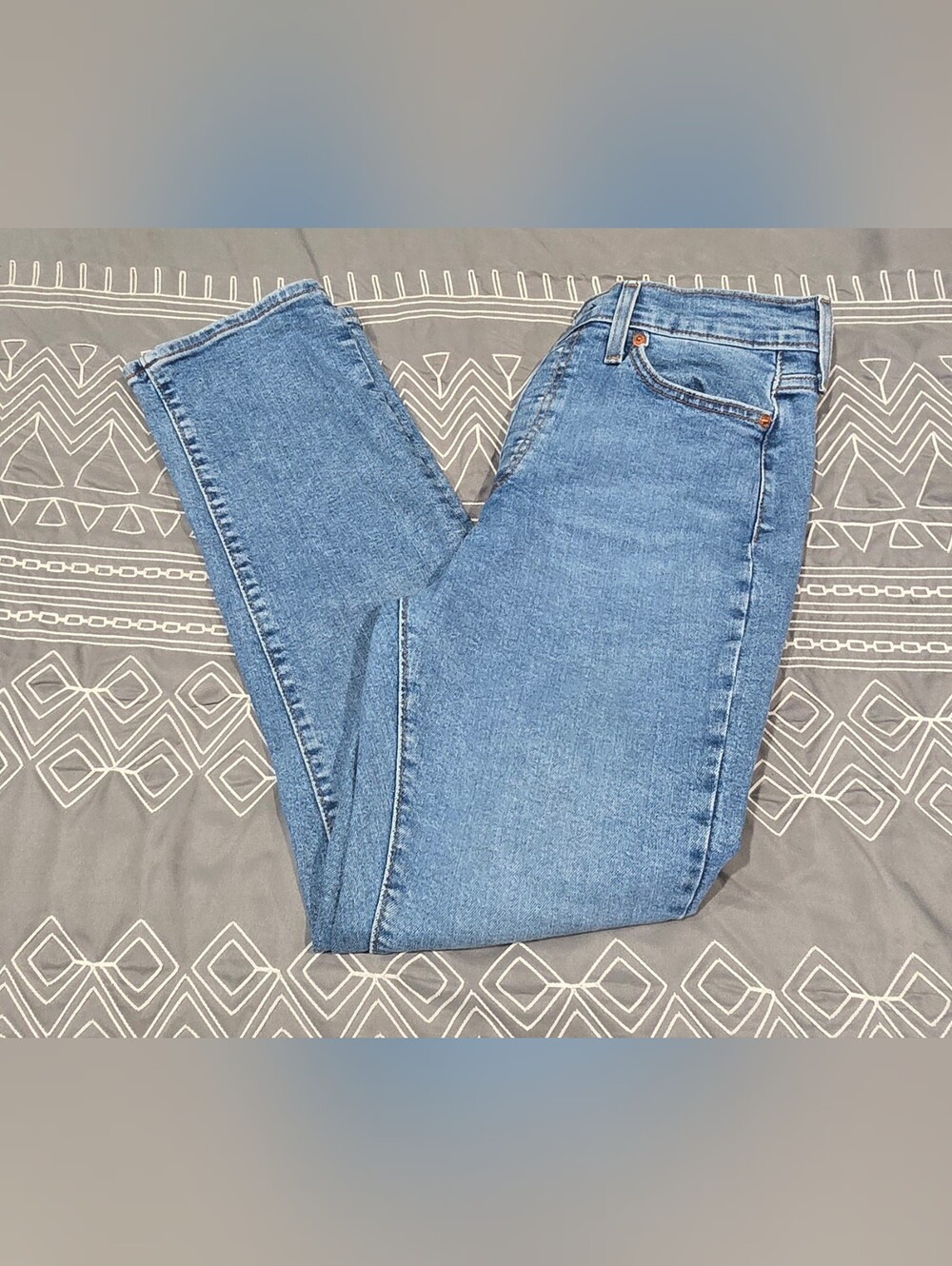 Levis Wedgie Straight Jeans Size 28
